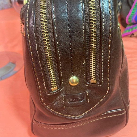 RARE Coach Lily with Wallet - Picture 11 of 15